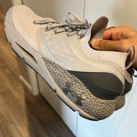 Under Armour Other - Under Armour Hovr Phantom 2